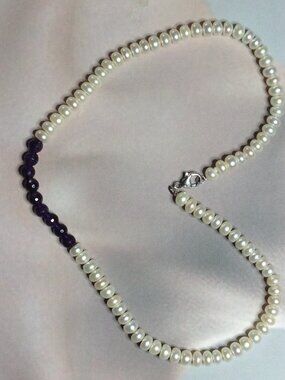 Freshwater Pearl and Amethyst Beads Necklace.